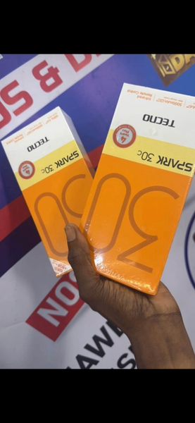 Smartphone SPARK 30C 5G