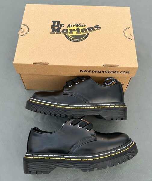 Chaussures Dr. Martens Classiques