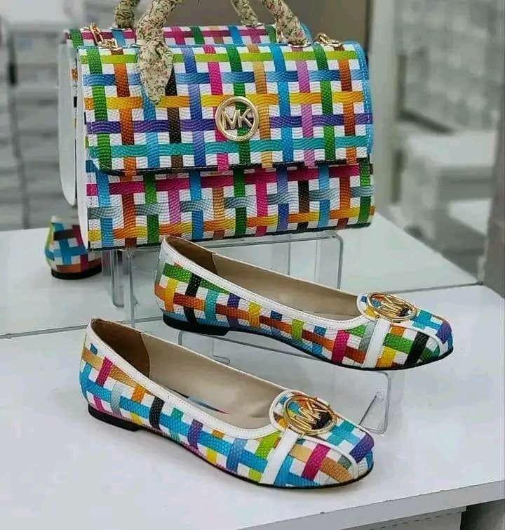 Set chaussures et sac coloré