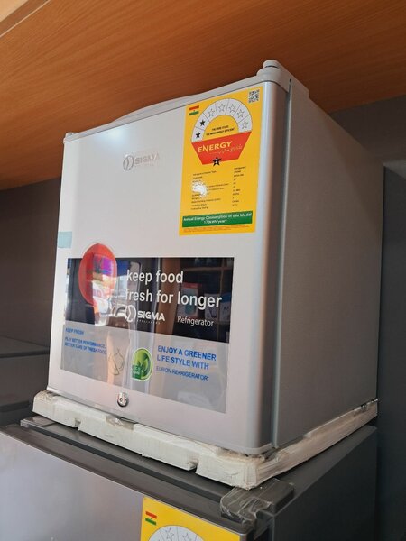 New Bedside fridge 48 litres