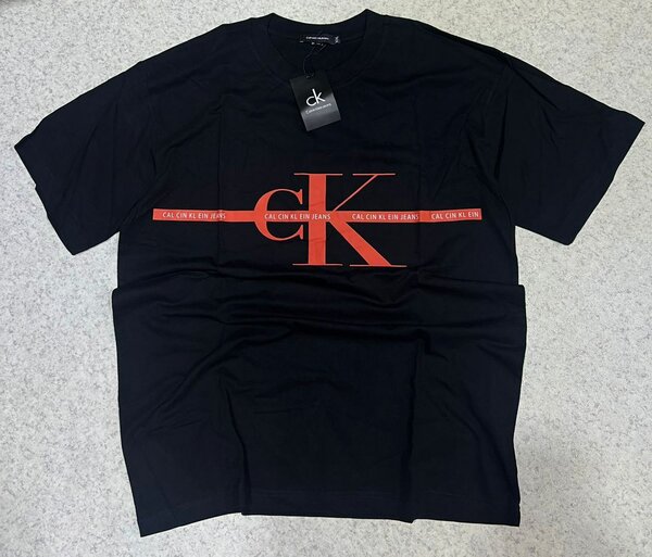 T-shirt noir Calvin Klein