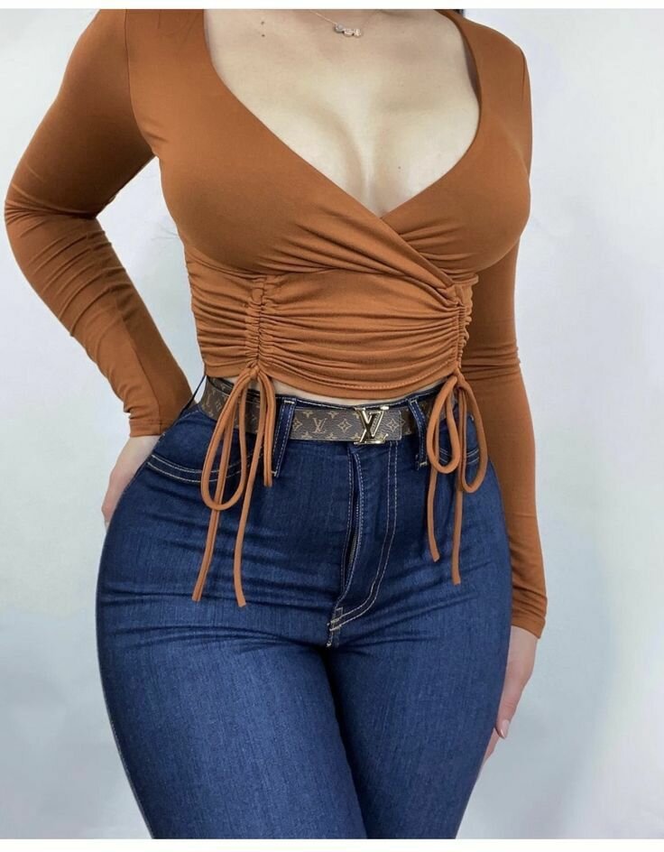 Top chic à manches longues