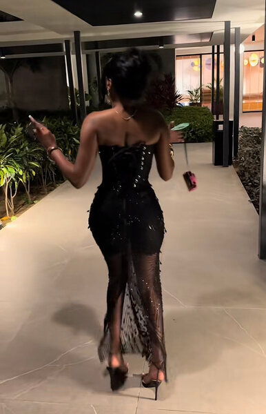 Robe de soirée noire élégante