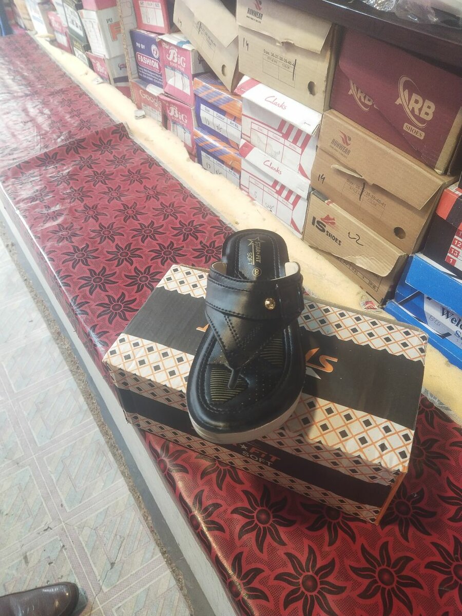 Women house slippers