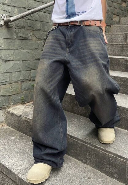 Jean large style urbain