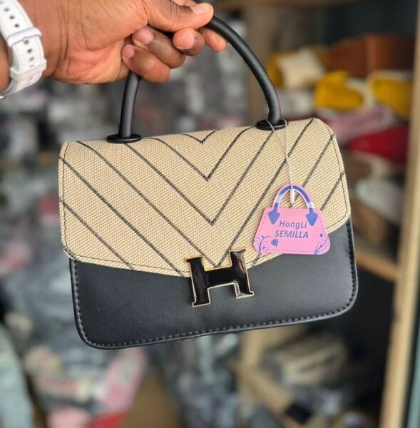 Sac à main élégant en cuir