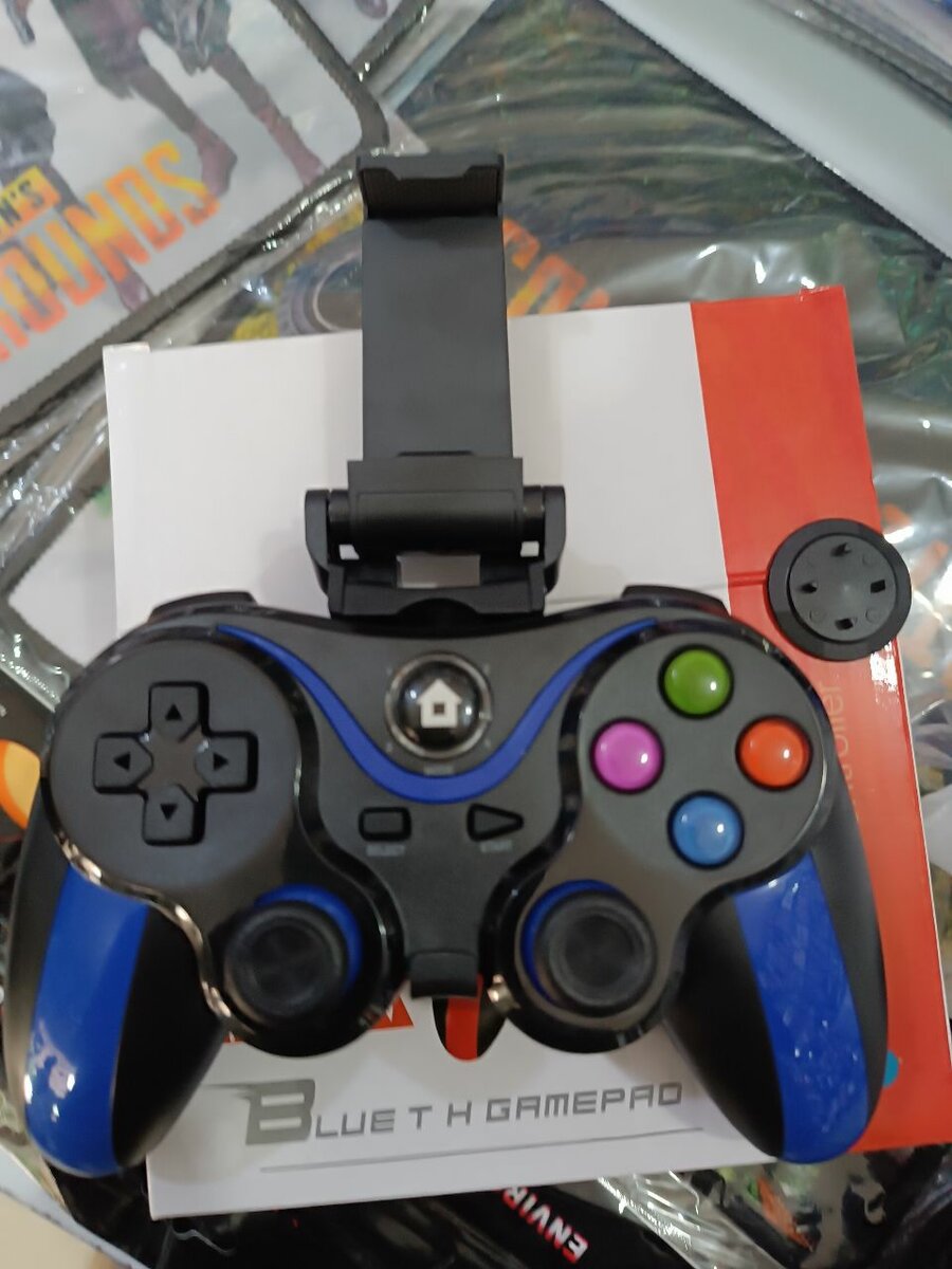 Phone game controller