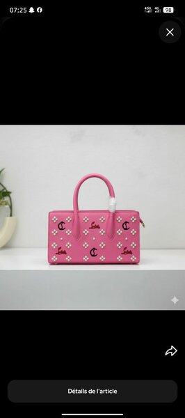 Sac à main rose élégant