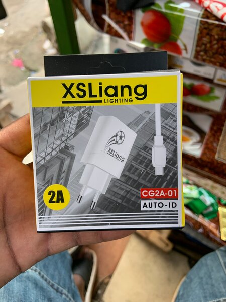 Chargeur USB XSliang 2A Auto-ID
