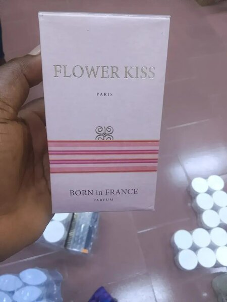 Parfum Flower Kiss Paris France