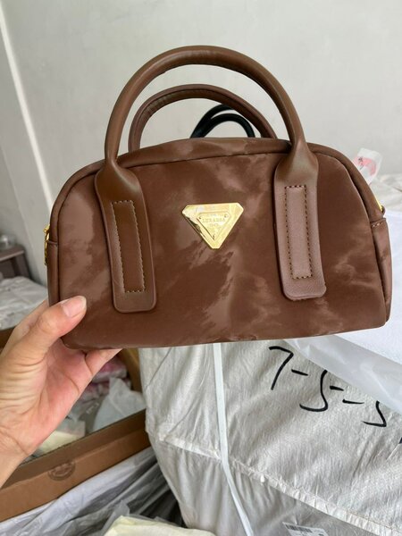 Petit sac à main élégant
