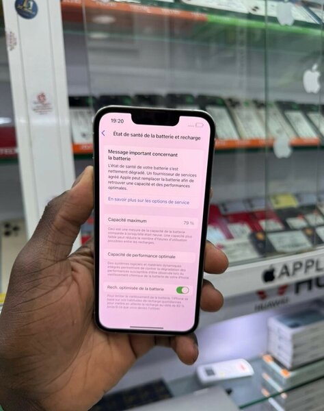 iPhone 12 Pro Max casi neuf