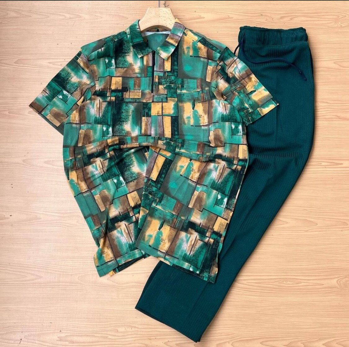 African exe. wear top and down