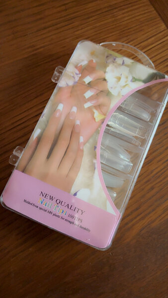 Faux ongles français