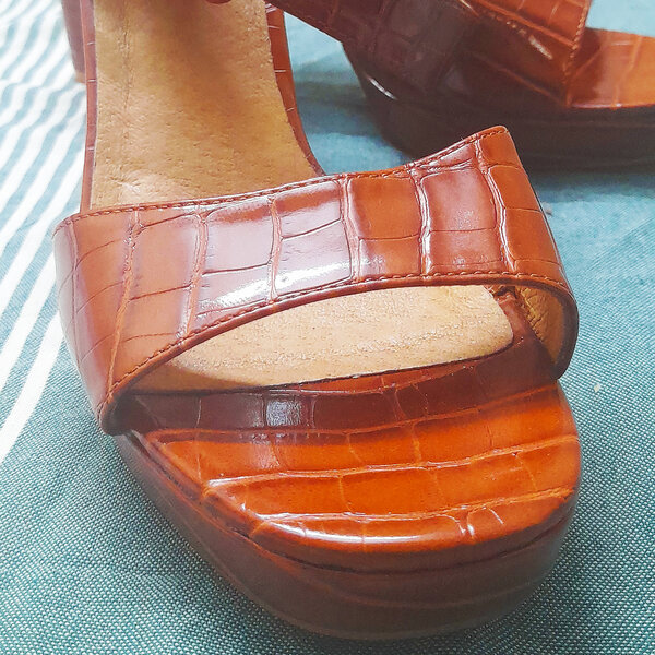 TEXTO Sandales Cuir Croco