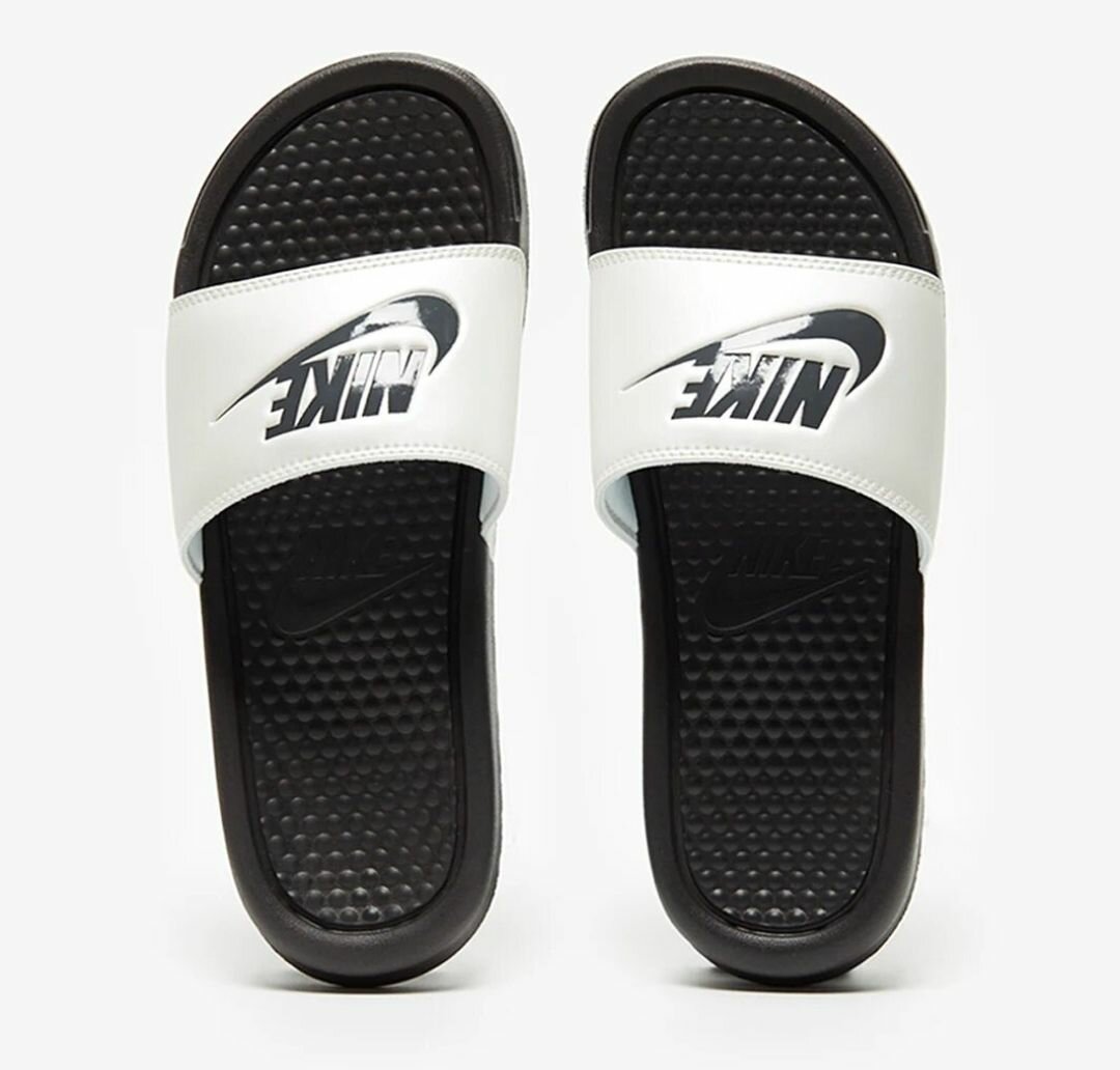 Claquettes Nike confortables