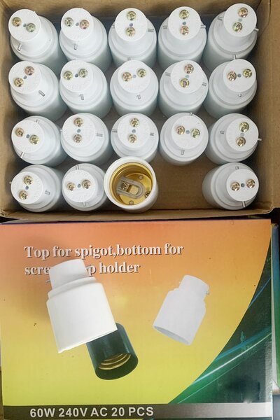 Adaptateur de DOUILLE  