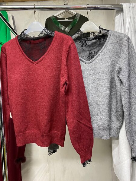 Кофточка трикотажная