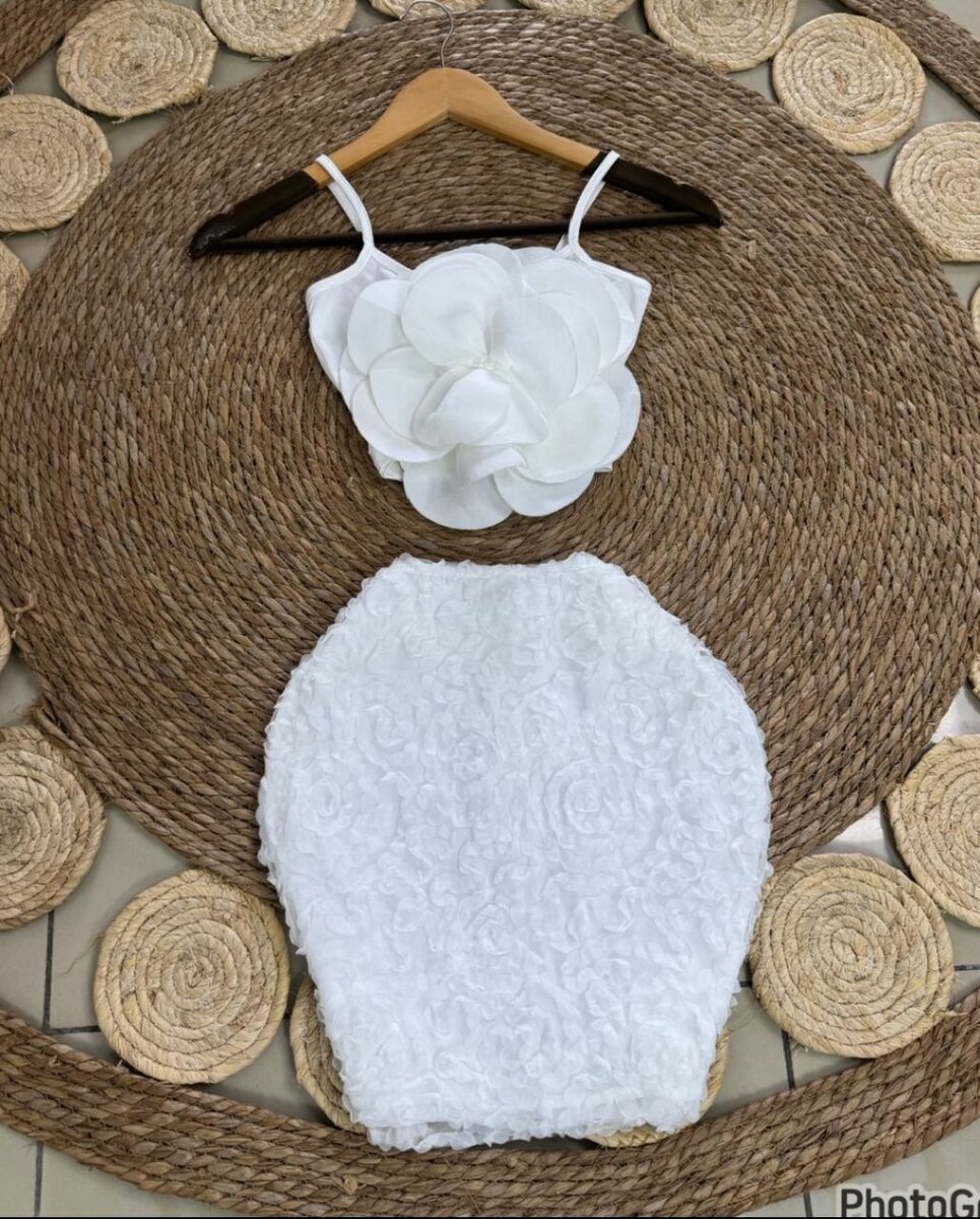 Robe Ajustée Évasée Rose