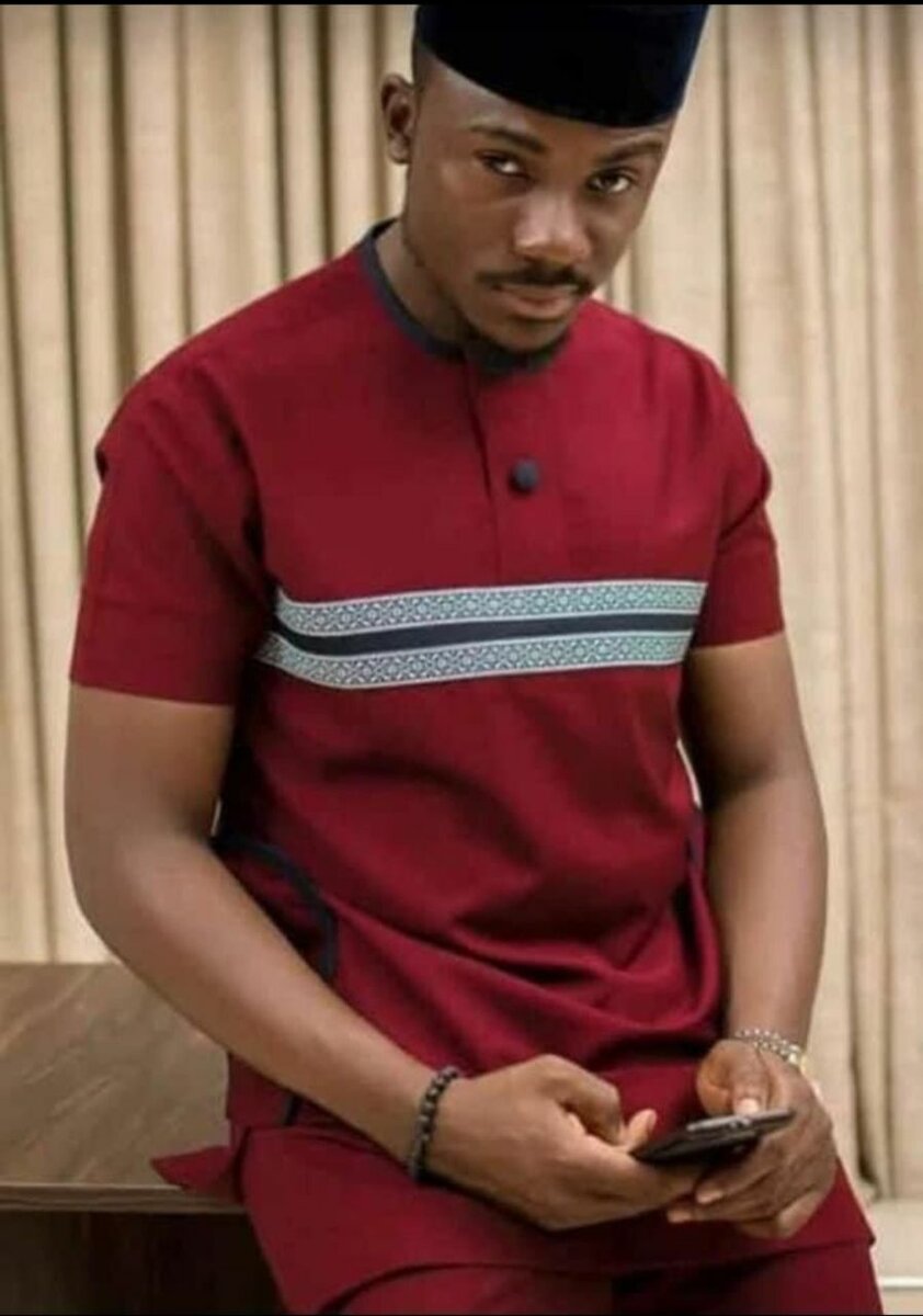 Ensembles tuniques pour hommes