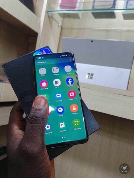 Samsung Galaxy S10+ neuf