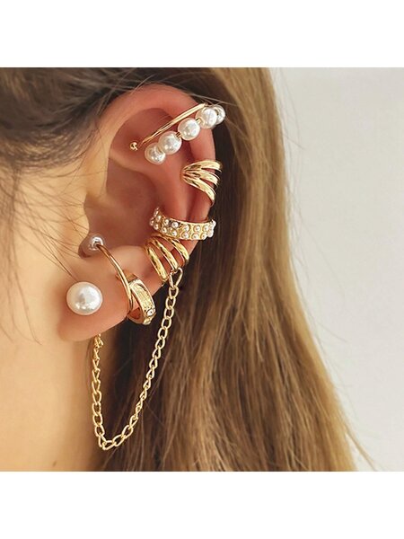 Ensemble de bijoux d'oreille dorés
