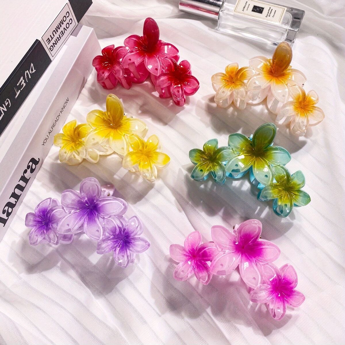 Flower claw clips