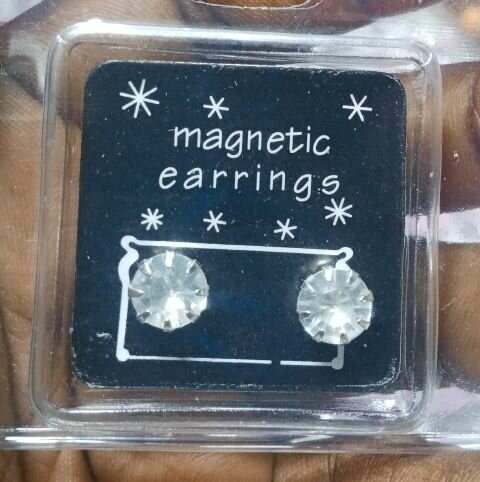Boucles d'oreilles magnétiques