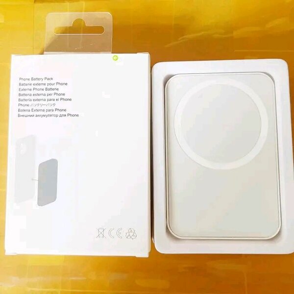 Batterie externe magnétique téléphone
