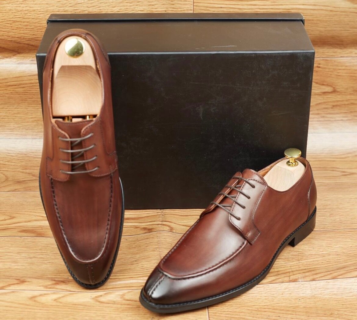 Soulier de qualité cuire