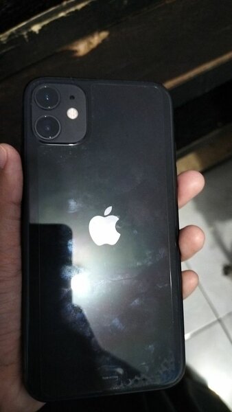 iPhone 11 - Smartphone