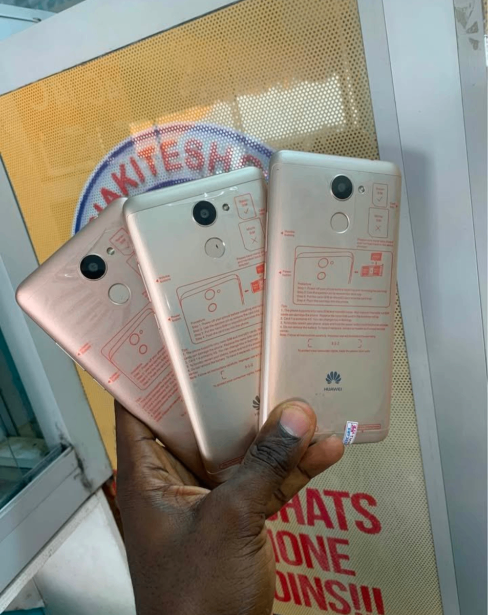 Huawei y7 prime 64gb casi