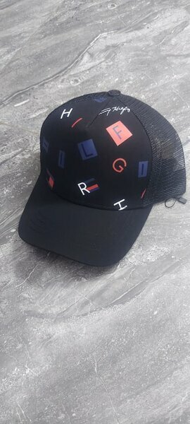 Casquette Tommy Hilfiger noire neuve