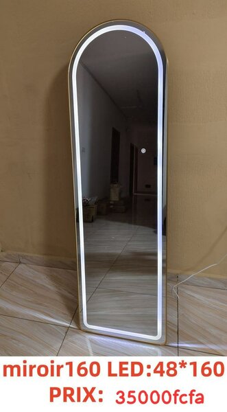 Miroir Éclairé LED 160CM