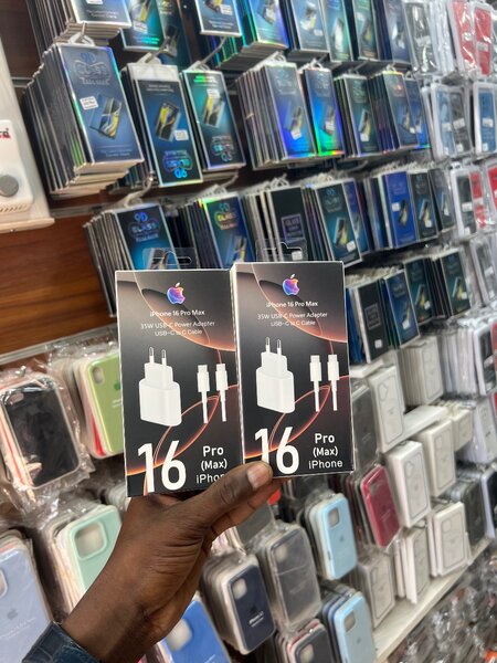 chargeur 16 pro max 35w