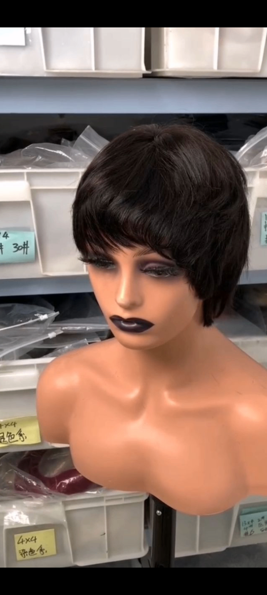 Perruque courte pour femme