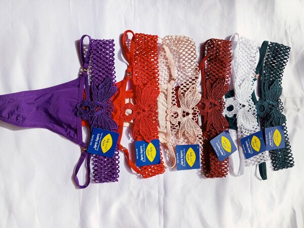 String sexy dentelle papillon