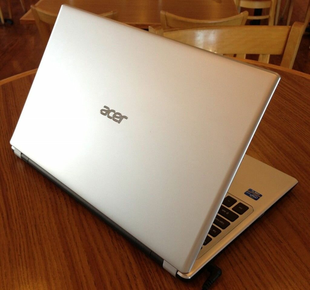 Acer v5 Intel pentiums