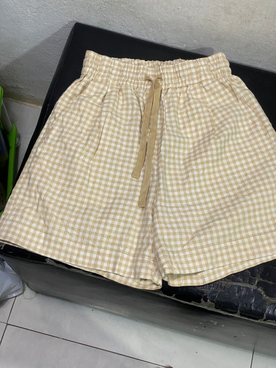 Shorts à carreaux beige