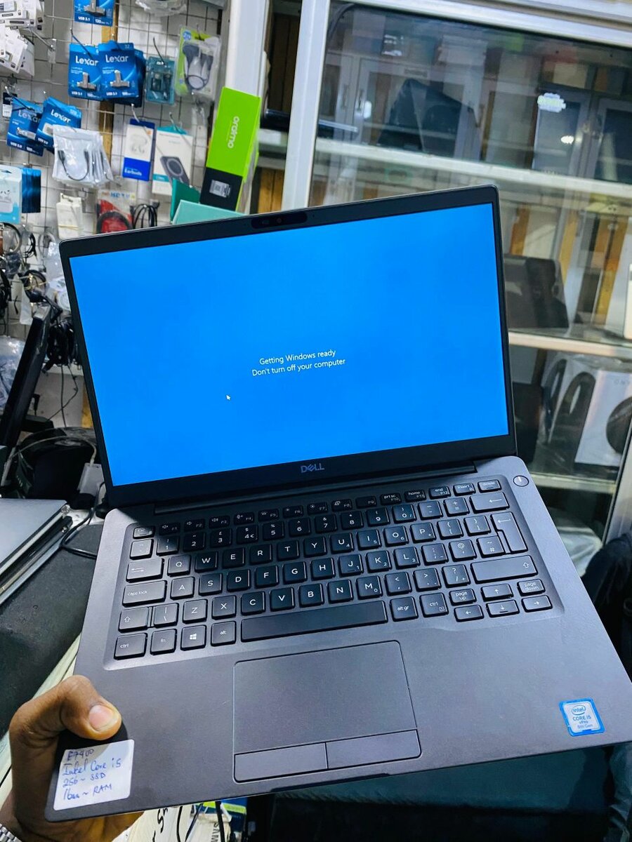Dell Latitude E7400