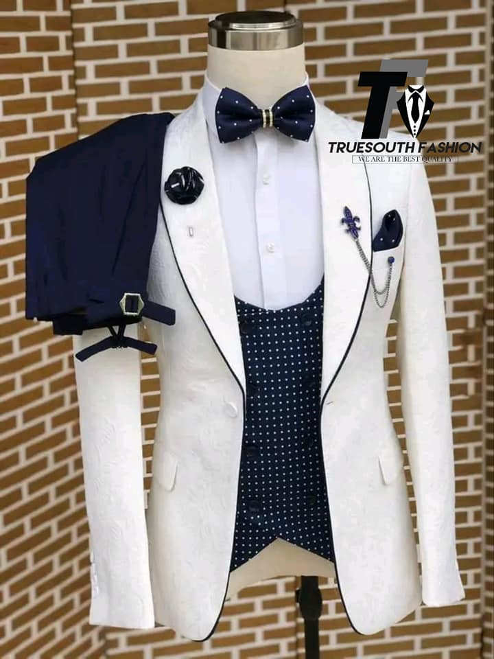 Suit blanc