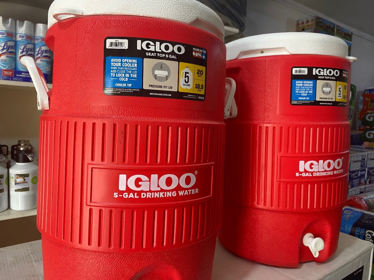 Igloo 5-gal drinking water