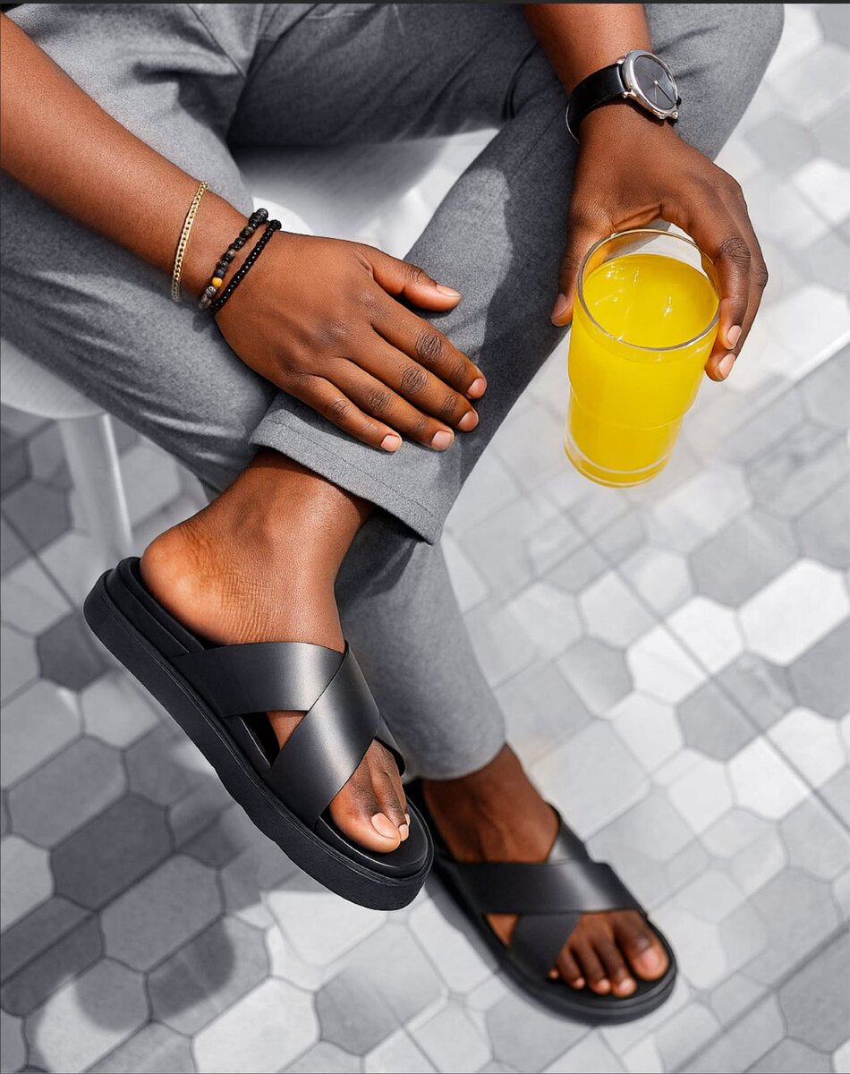 Sandales noires croisées homme