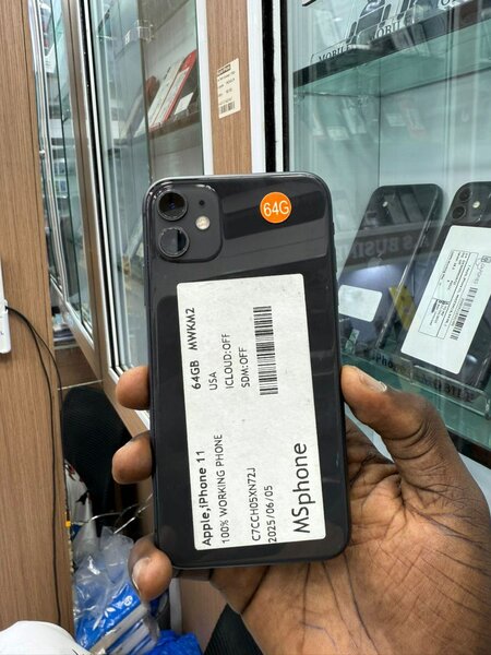 iPhone 11 64GB Noir Débloqué