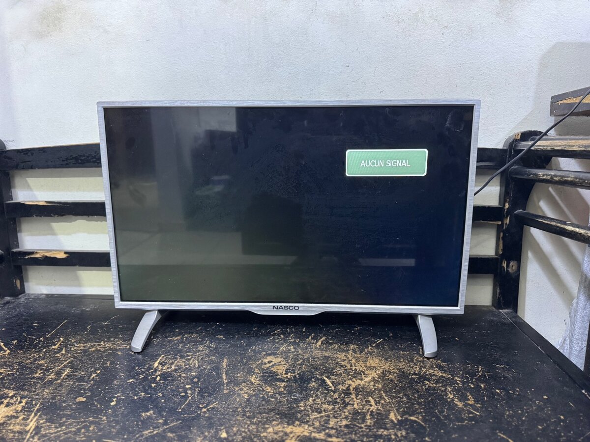 Télévision LED 32 pouces HD