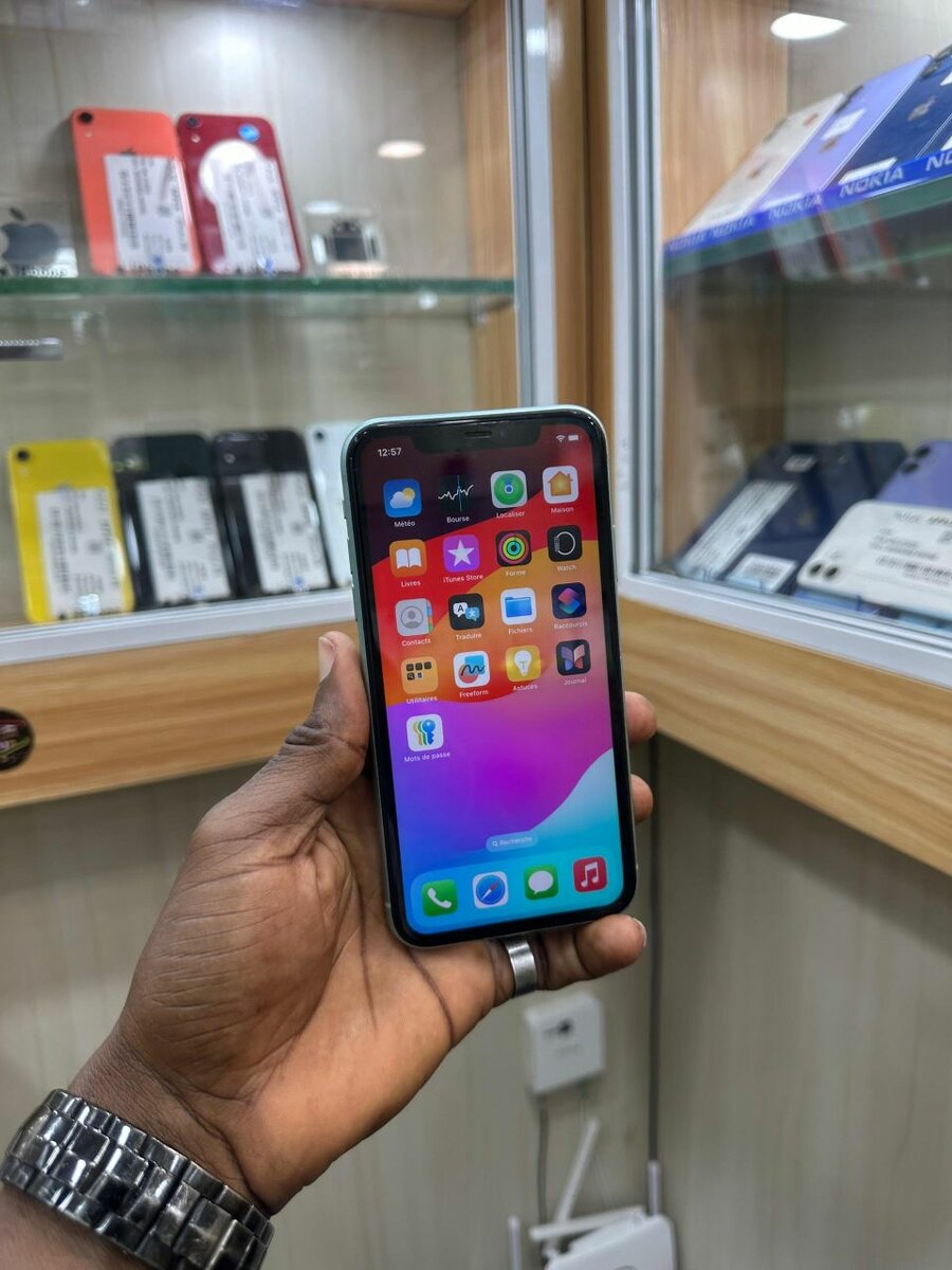 iPhone 11 simple