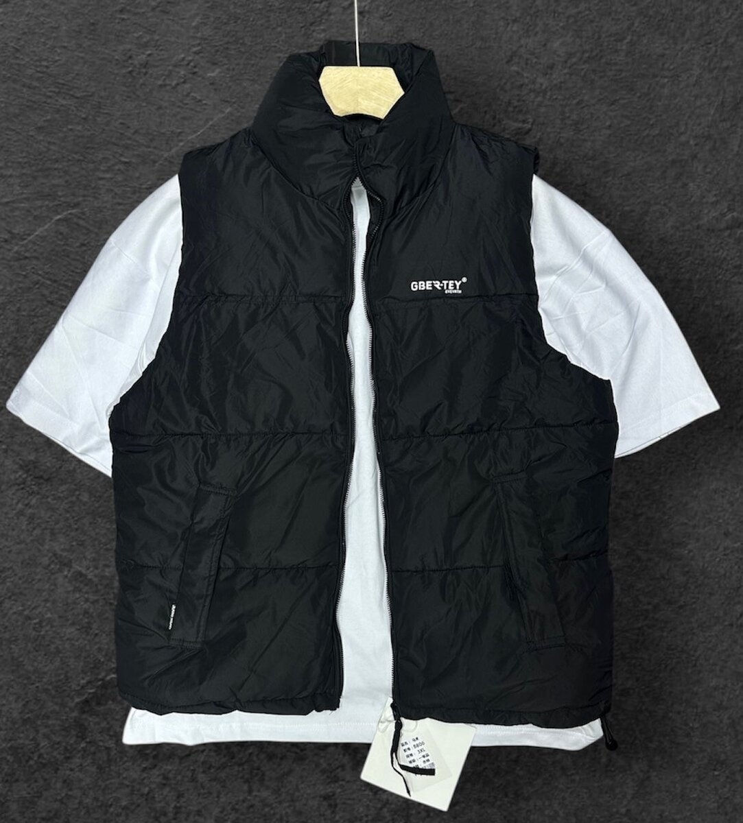 Veste légère sans manches pour hommes