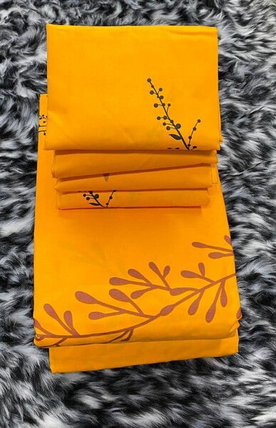  set includes 2 bedsheets and 4 pillowcases.