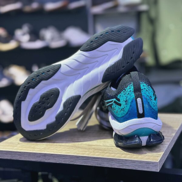 Термо кроссовки размер 40-44