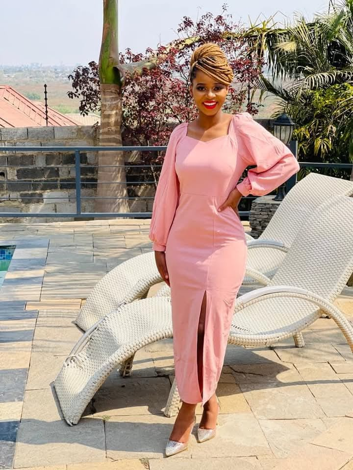 Long sleeves pink dress